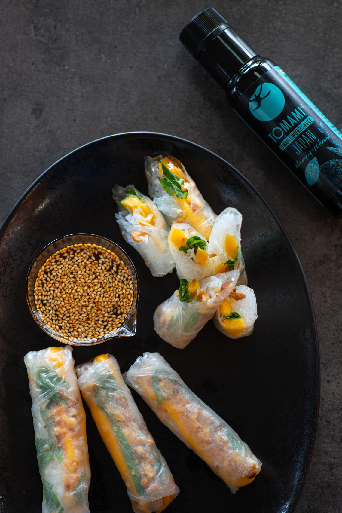 Süß-scharfe Mango-Rolle