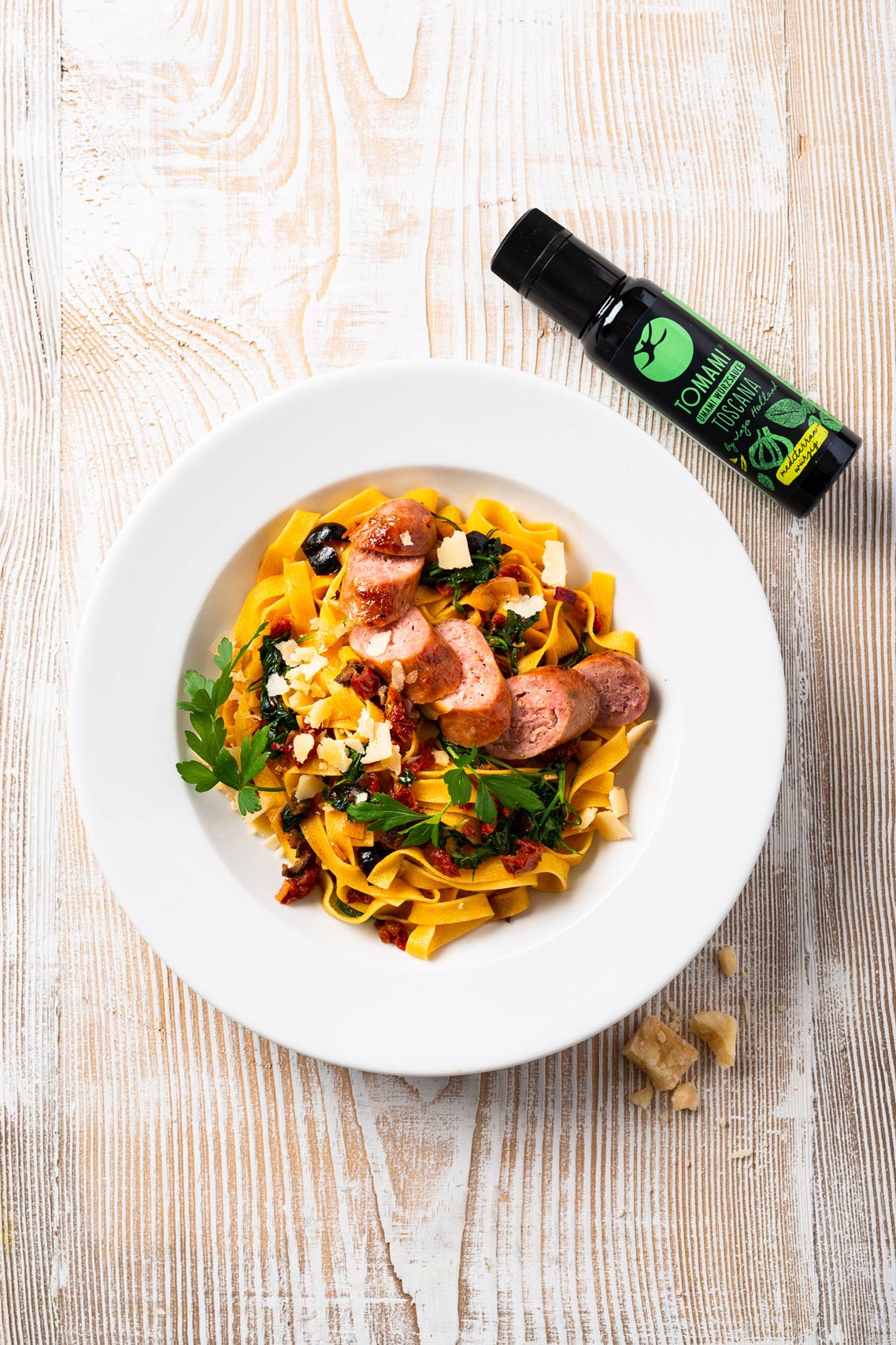 Tagliatelle mit „gehackter Sauce“ und Salsiccia